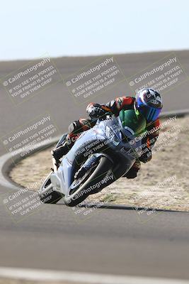 media/Nov-02-2025-Lets Ride (Sun) [[f7a3caa734]]/B Group/1220pm (Turn 2 Outside)/